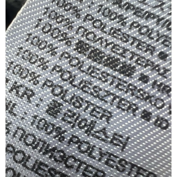 GAP Kid’s Preteen Drifit Short Sleeved Athletic Grey Top, Youth XXL -13/14 Years - Picture 5 of 5